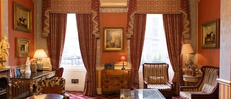 Sala de estar en el lobby