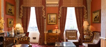 The Leonard Hotel