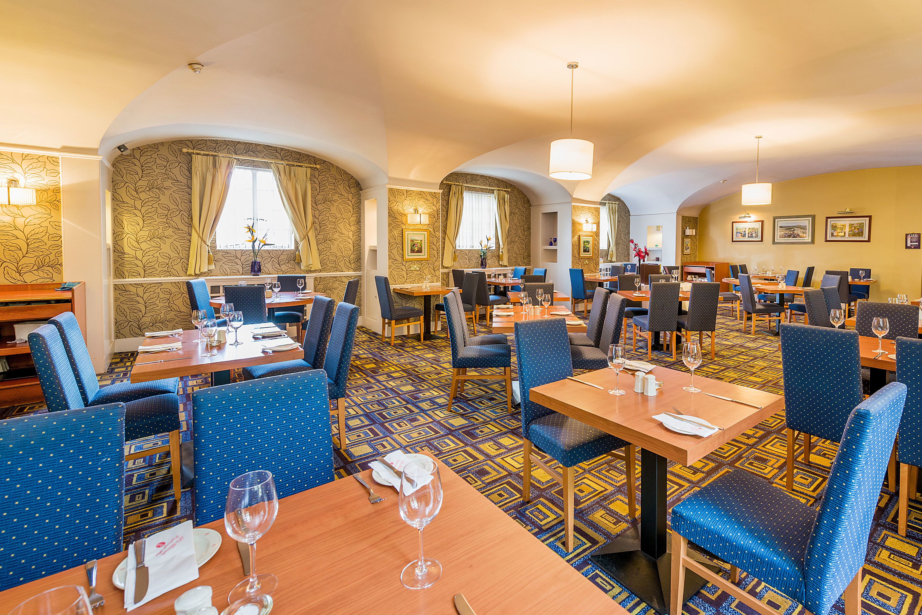 Breakfast, lunch, dinner served; British cuisine 