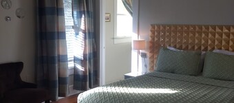 Mansion Inn