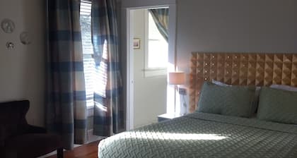 Mansion Inn