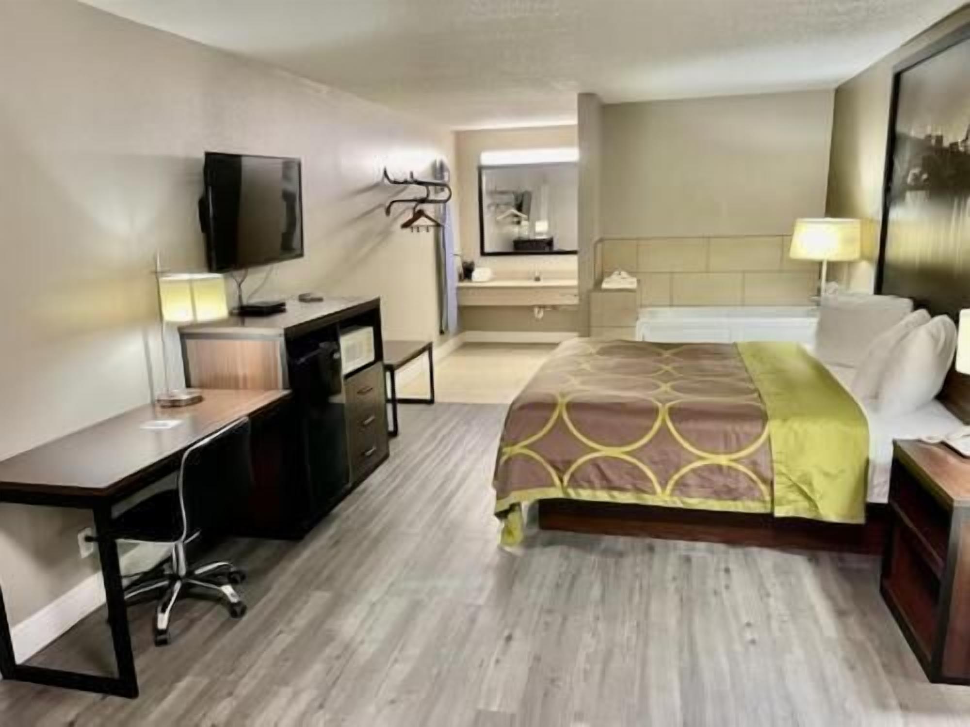 Caja de seguridad en la habitación, escritorio y cunas gratuitas 