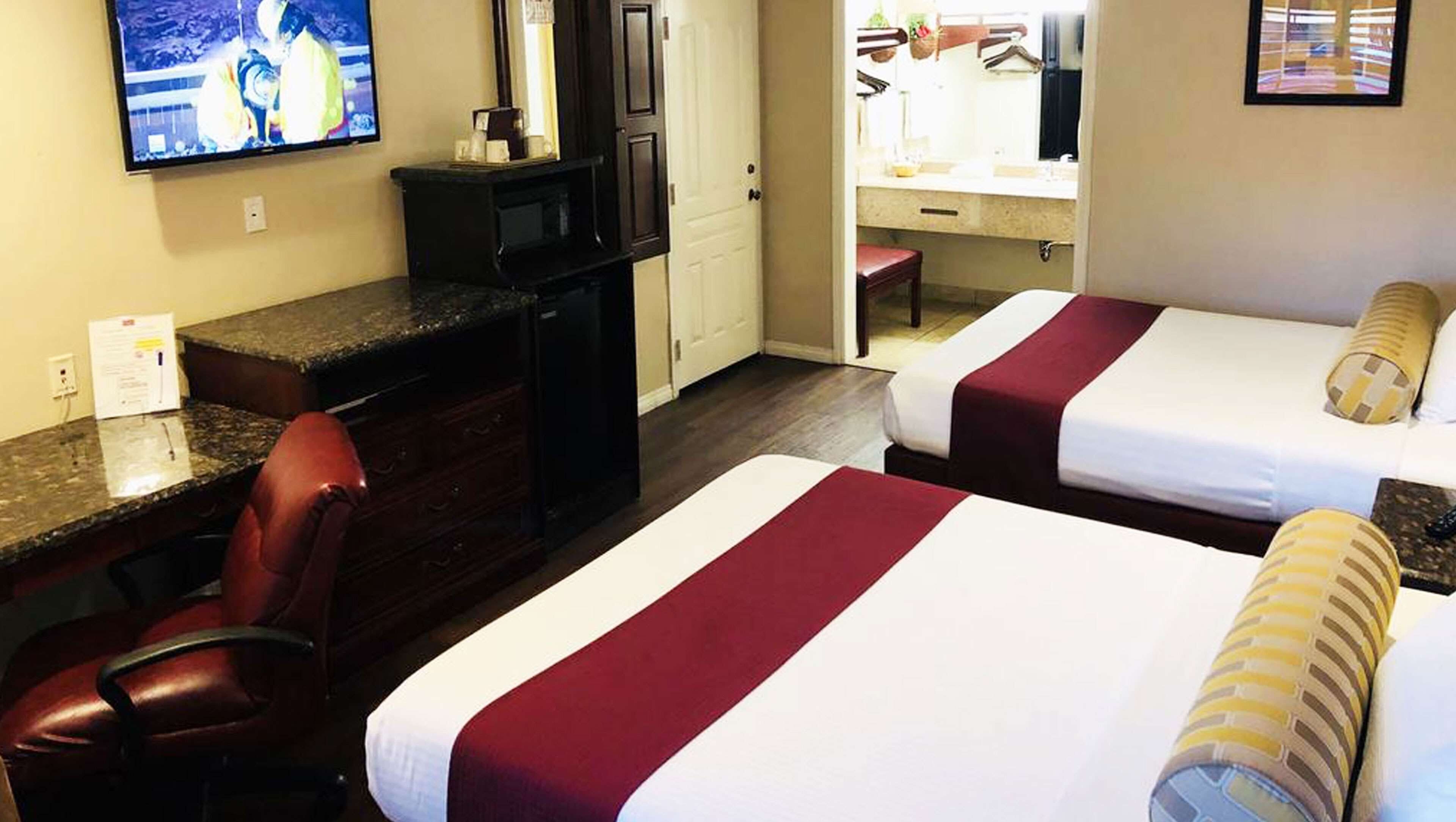 Photo - Dynasty Suites Hotel