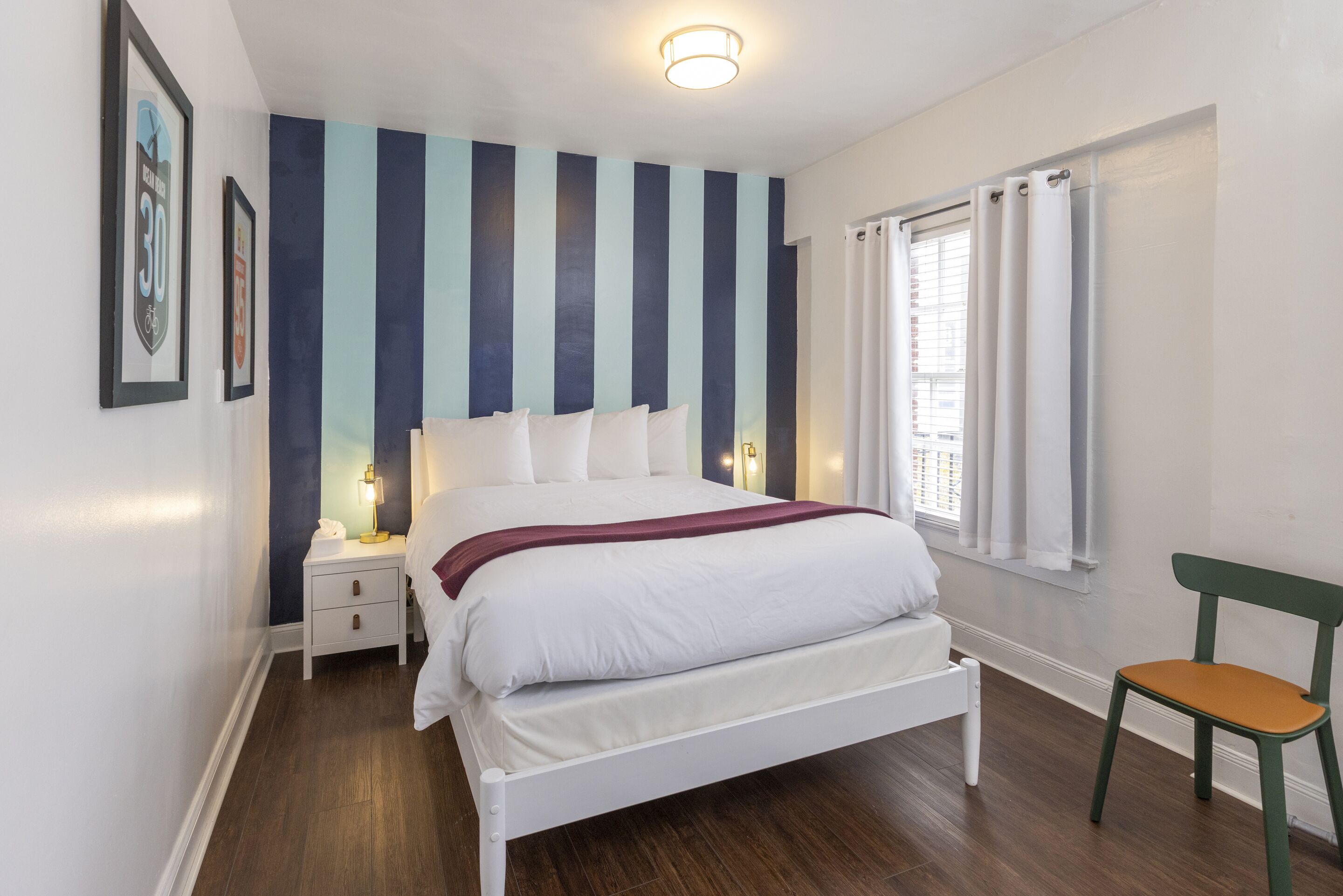 Deluxe Double Room, Ensuite (Street View) | Free WiFi