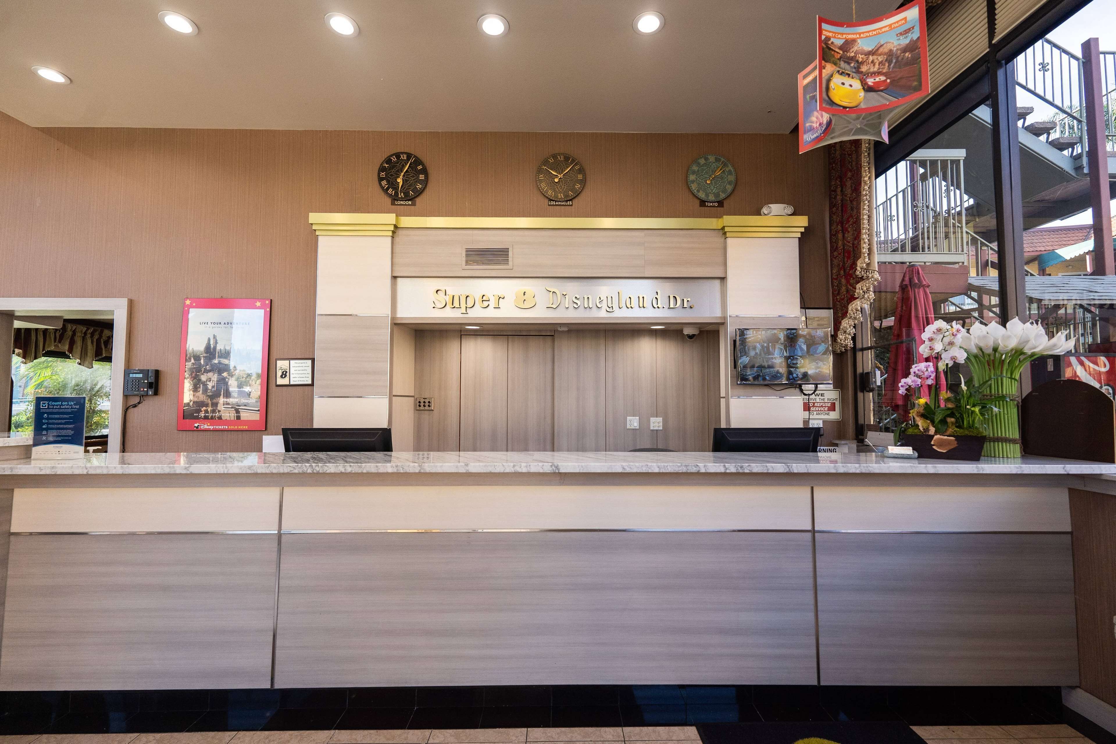 Foto - Super 8 by Wyndham Anaheim/Disneyland Drive