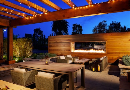 Terrace/patio. The Nest Hotel Palo Alto