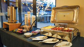 Desayuno buffet incluido todos los días