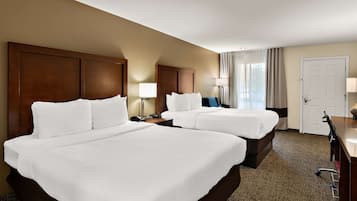 Family Suite, 2 Queen Beds, Non Smoking | Desk, blackout drapes, iron/ironing board, rollaway beds