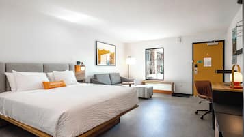 Caja de seguridad en la habitación y escritorio