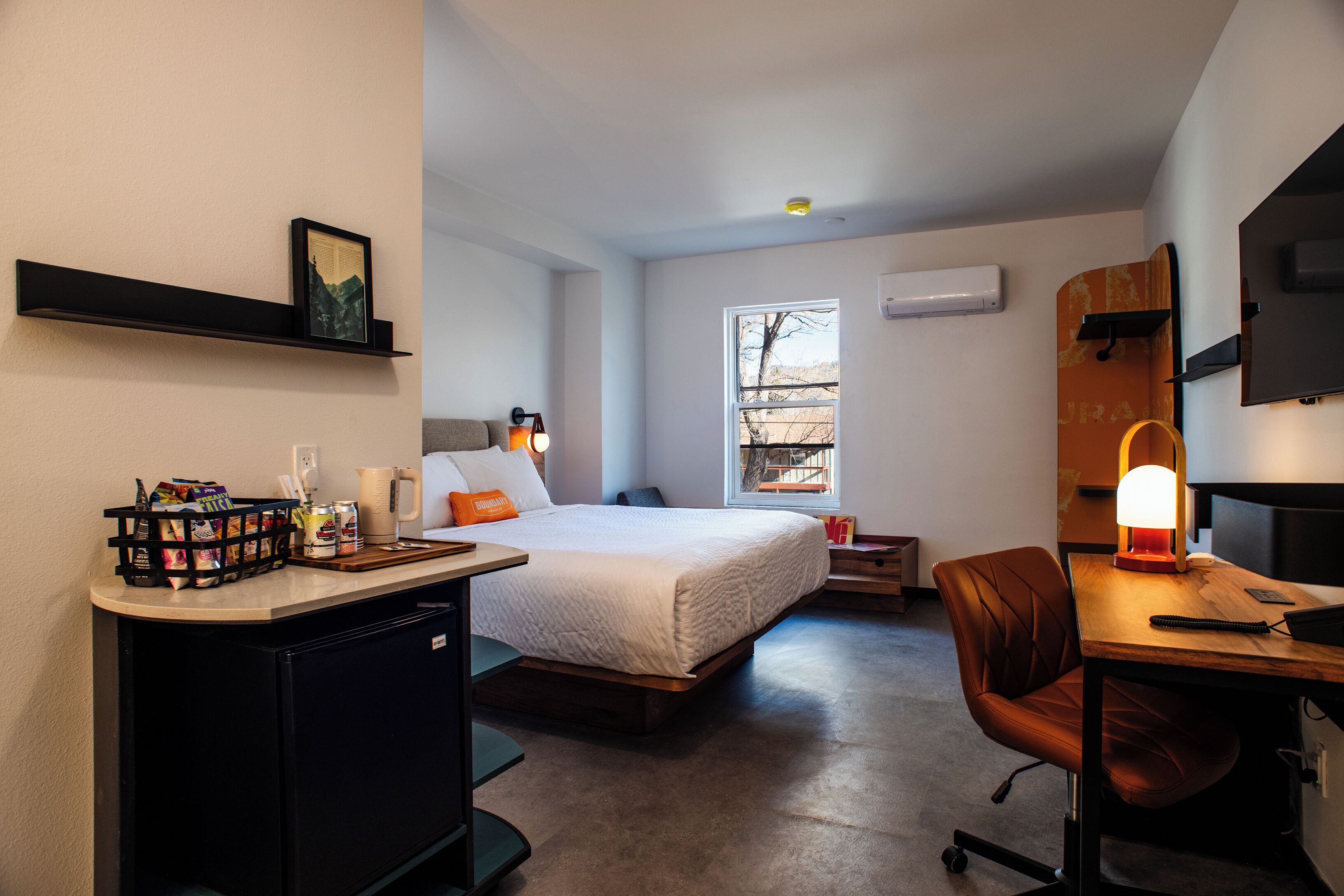 In-room safe, desk, laptop workspace, free WiFi