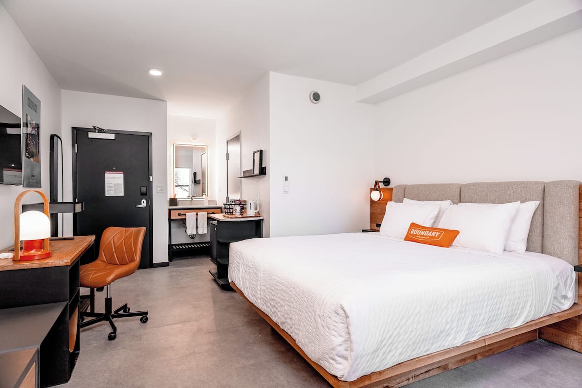 In-room safe, desk, laptop workspace, free WiFi