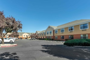 Exterior - Extended Stay America Suites Boise Airport (Boise)