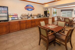 Free daily buffet breakfast