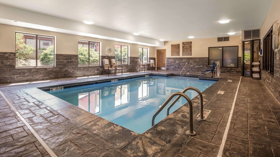 Comfort Inn La Porte