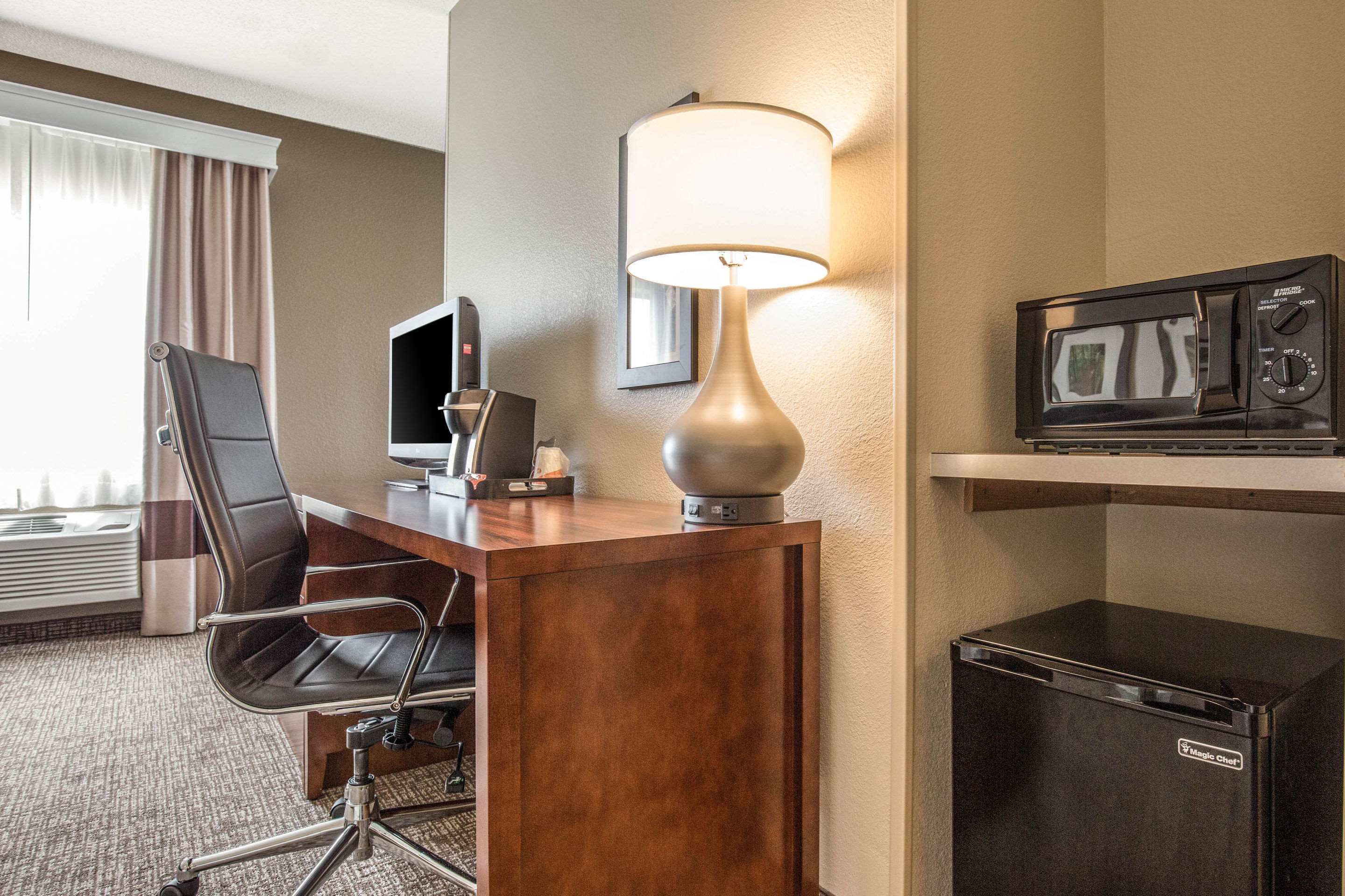 suite, 1 queen bed with sofa bed, non smoking | down duvets, desk, laptop workspace, blackout curtains