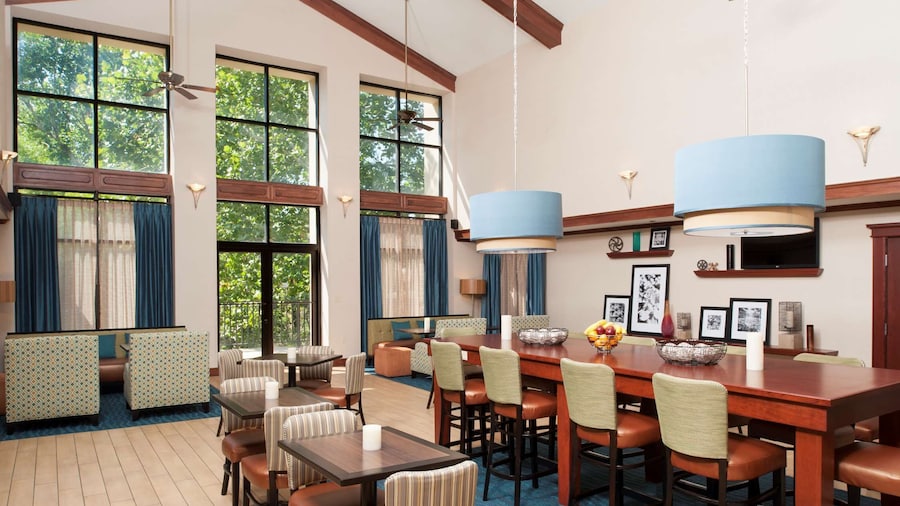 Hampton Inn and Suites Kokomo