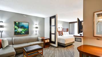 Guest Room, ห้องพัก, เตียงใหญ่ 2 เตียง | เครื่องนอนระดับพรีเมียม, โต๊ะทำงาน, ผ้าม่านกันแสง, เตารีด/โต๊ะรีดผ้า