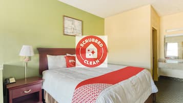Individueel gemeubileerd, een bureau, gratis wifi, beddengoed