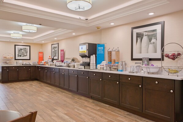 Free daily buffet breakfast