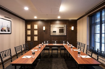 Meeting space at The Iroquois New York