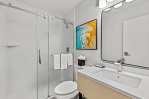Phòng Suite, 1 giường cỡ king, không hút thuốc | Bộ trải giường bằng vải cotton Ai Cập, bộ đồ giường cao cấp 