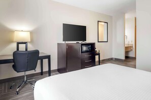 Pillowtop beds, desk, laptop workspace, blackout drapes