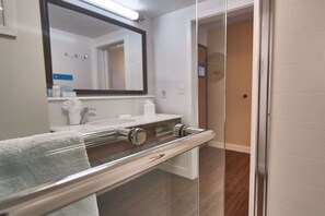 Regadera en el baño