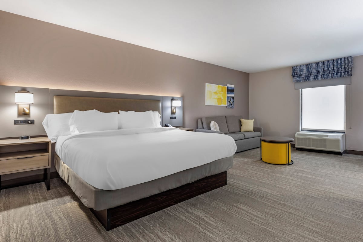 In-room safe, desk, laptop workspace, blackout curtains