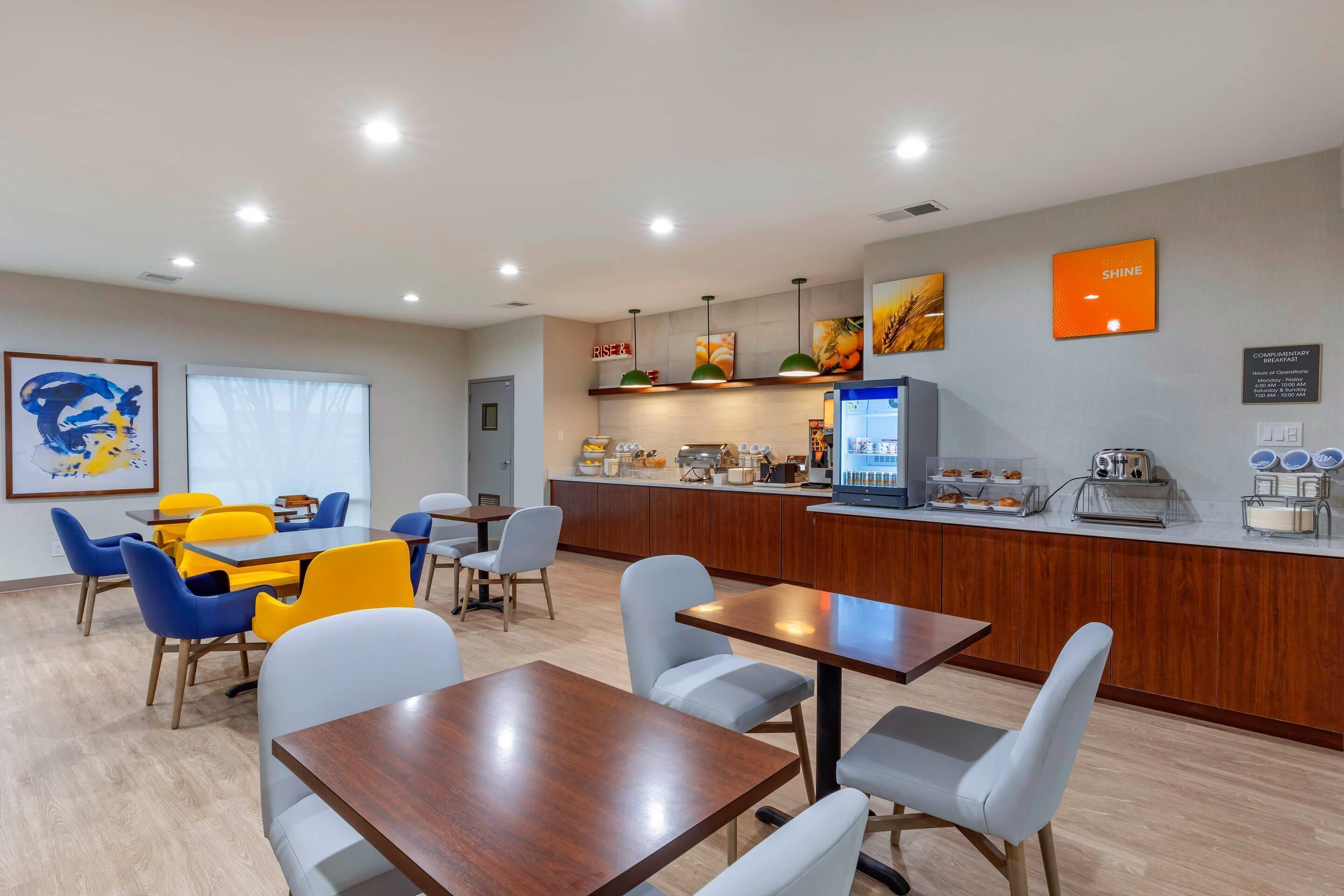 含每日吃到飽早餐