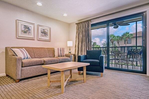Suite, 2 Bedrooms | Living room | 32-inch TV with cable channels, DVD player - Club Wyndham Orlando International (Orlando)