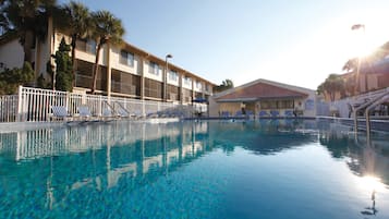 Outdoor pool, open 8:00 AM to 11:00 PM, pool umbrellas, pool loungers