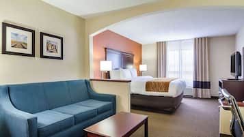 Suite, 1 cama King size y sofá cama, para no fumadores | Ropa de cama de alta calidad y escritorio