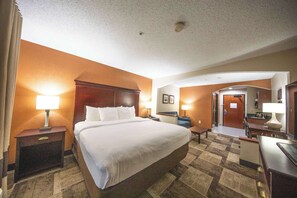 Suite, 1 King Bed with Sofa bed, Non Smoking | Premium bedding, desk, laptop workspace, blackout drapes