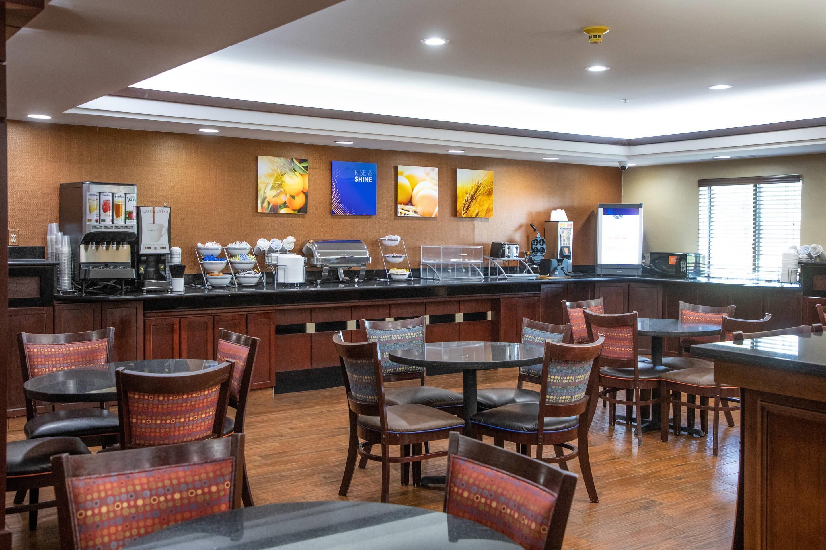 Free daily buffet breakfast