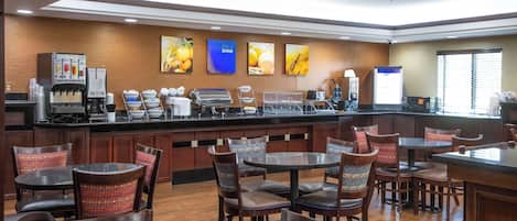 Free daily buffet breakfast