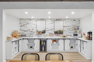 包含每日欧式早餐