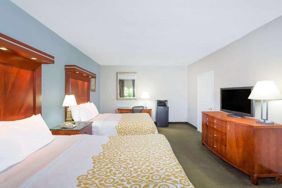 In-room safe, blackout drapes, iron/ironing board