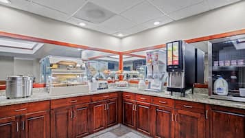 Free daily continental breakfast