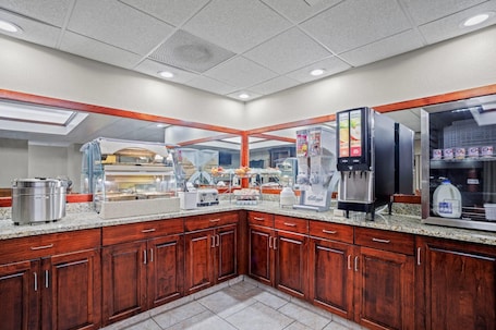 Free daily continental breakfast