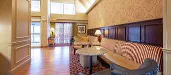 Hampton Inn & Suites Williamsburg-Richmond Rd.