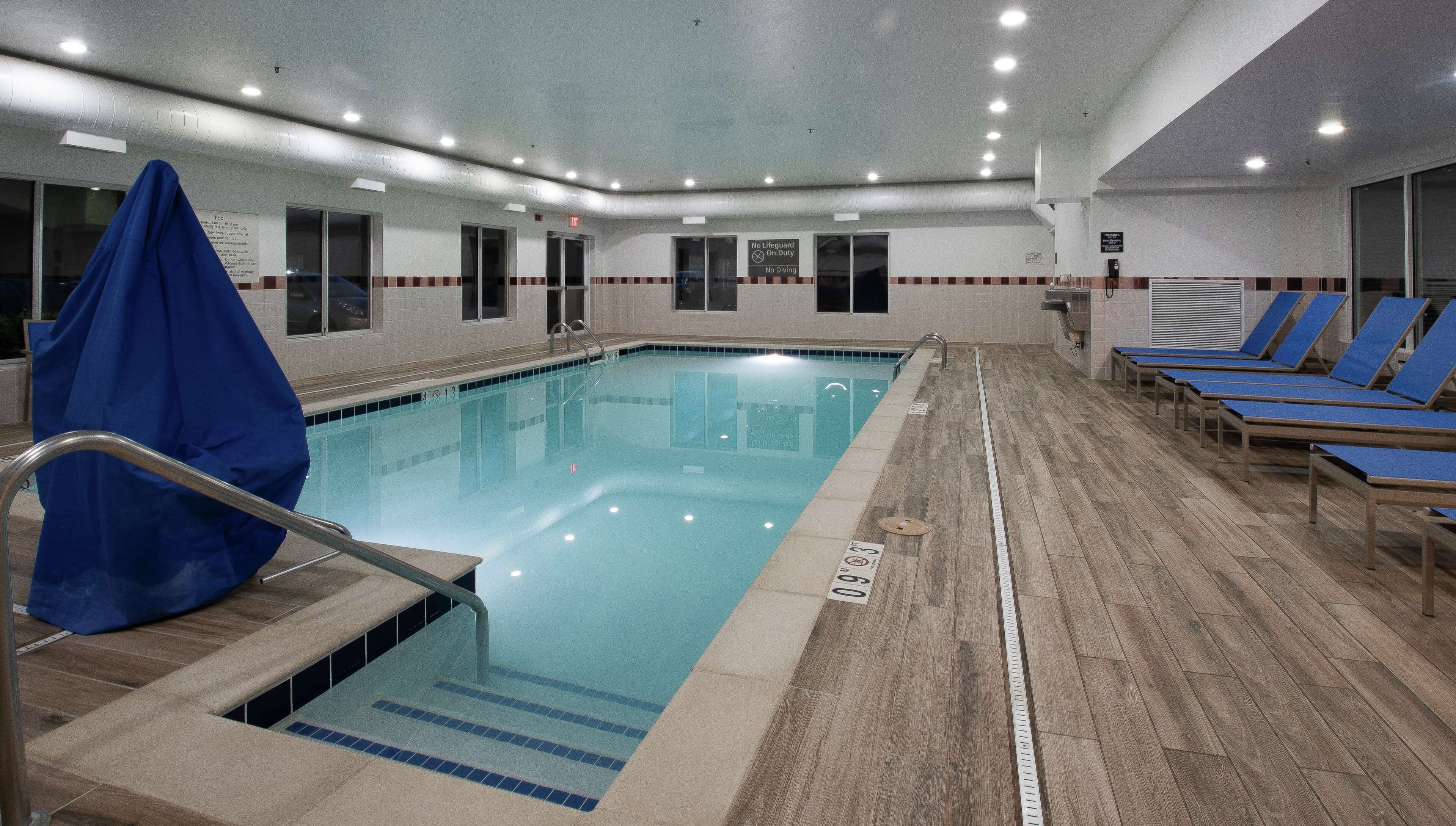 indoor pool