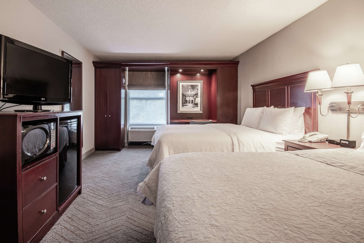 1 bedroom, in-room safe, desk, laptop workspace