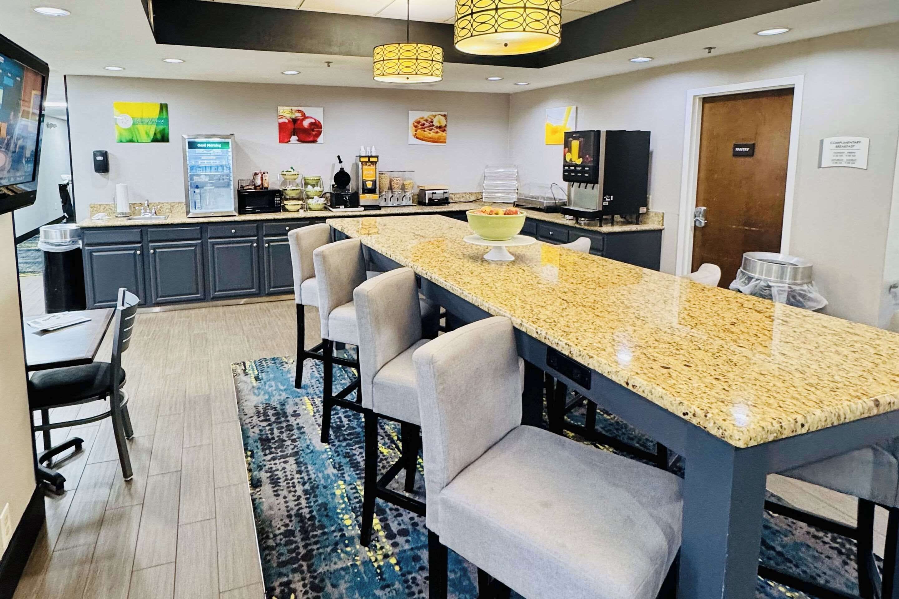 free daily on-the-go breakfast