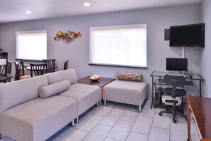 Business center - Americas Best Value Inn Batesville (Batesville)