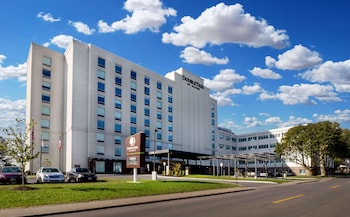 DoubleTree by Hilton Hotel Niagara Falls New York