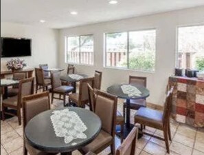 Property amenity - Days Inn by Wyndham San Marcos (San Marcos)