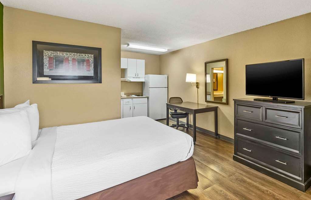 Photo - Studio 6 Suites Sacramento Northgate CA