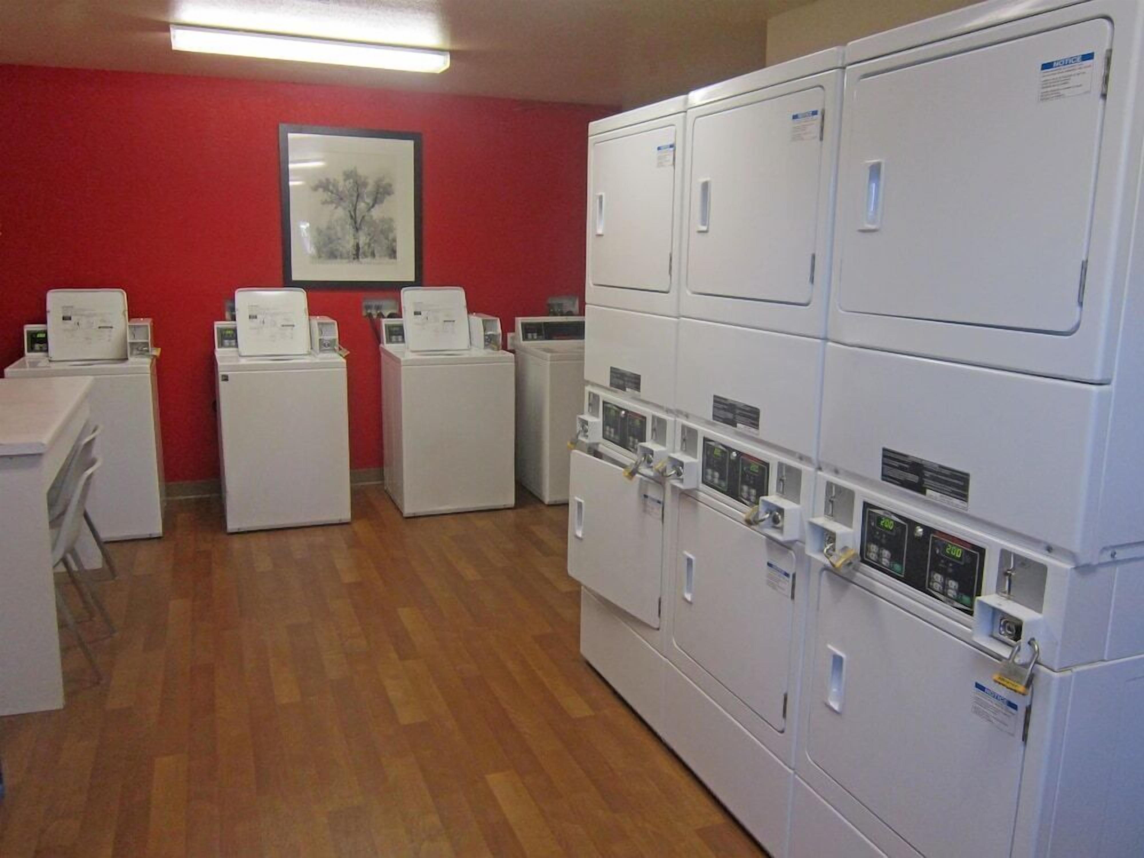 Foto - Studio 6 Suites Sacramento Northgate CA