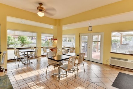 Free daily continental breakfast. Vagabond Inn Bishop