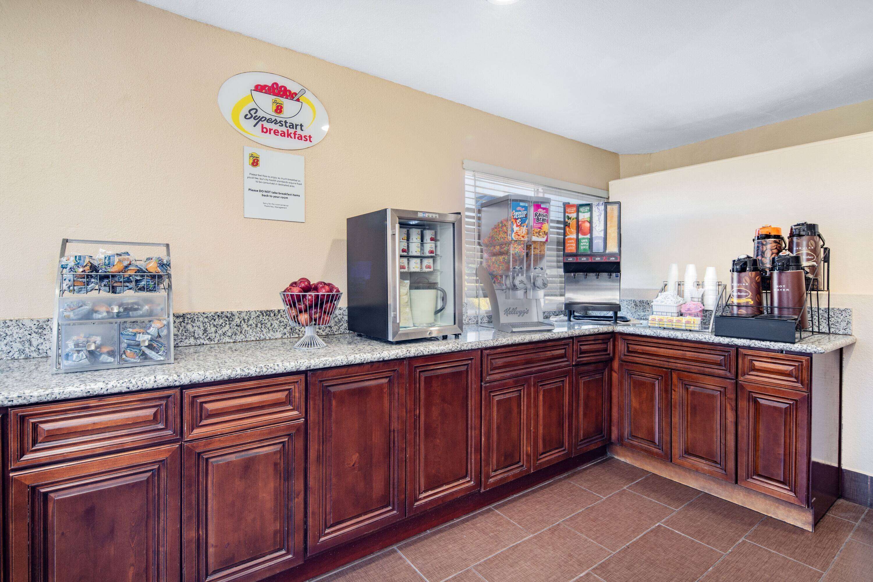 Foto - Super 8 by Wyndham San Diego Hotel Circle